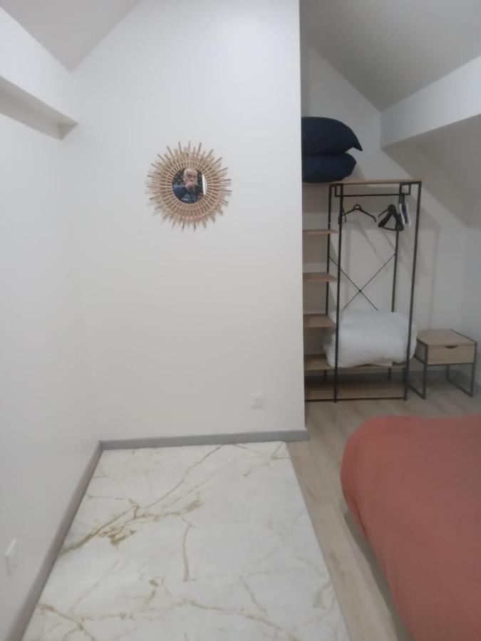 Joli Appartement De Vacances Écouen Exterior foto